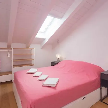 Luxury Seaside Attic With Private Sea Access *