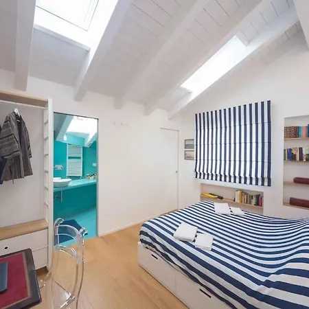 Luxury Seaside Attic With Private Sea Access *